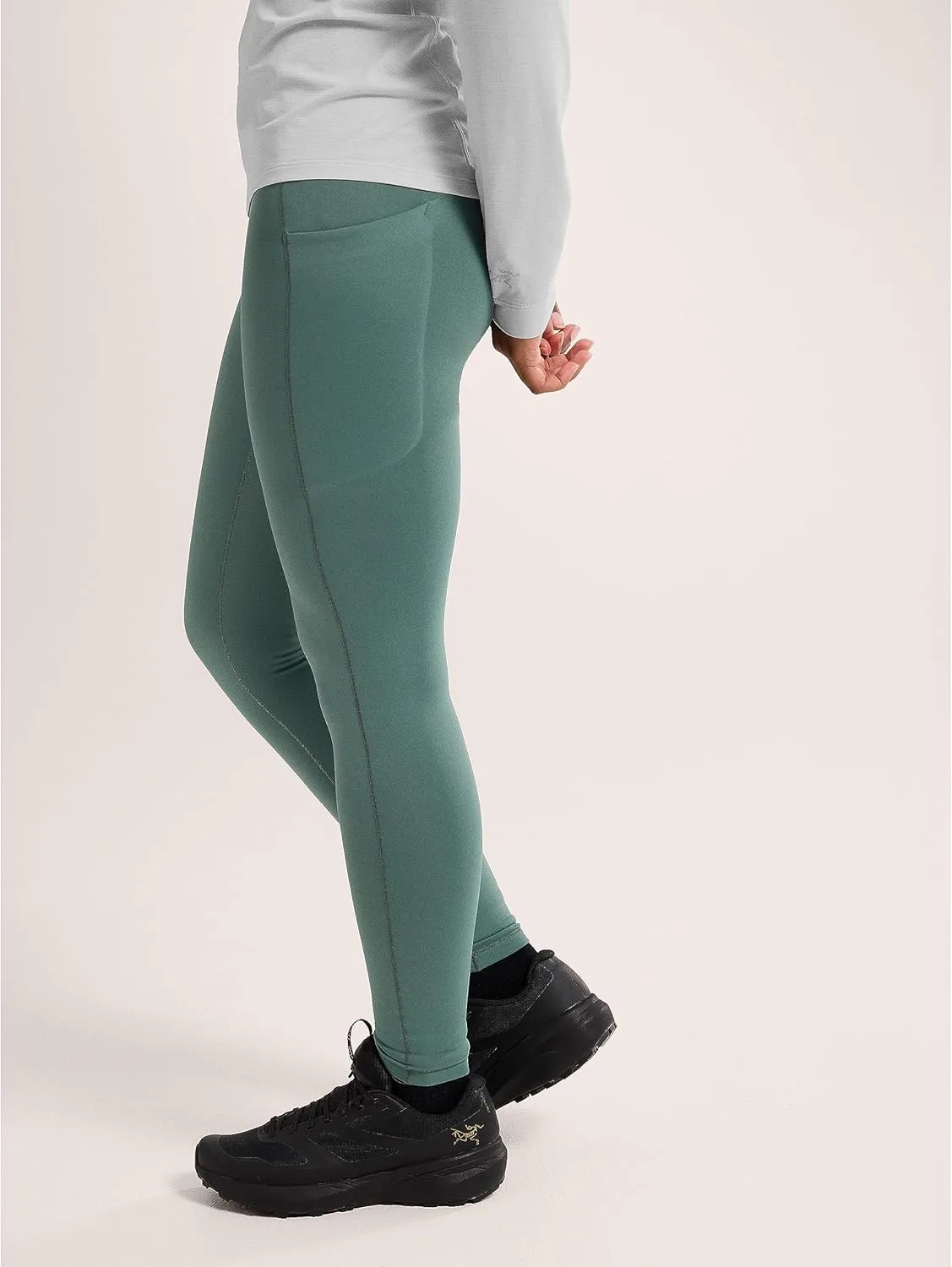Arc'teryx Essent Warm High-Rise Legging 26 Women's | Our Warmest Essent Legging