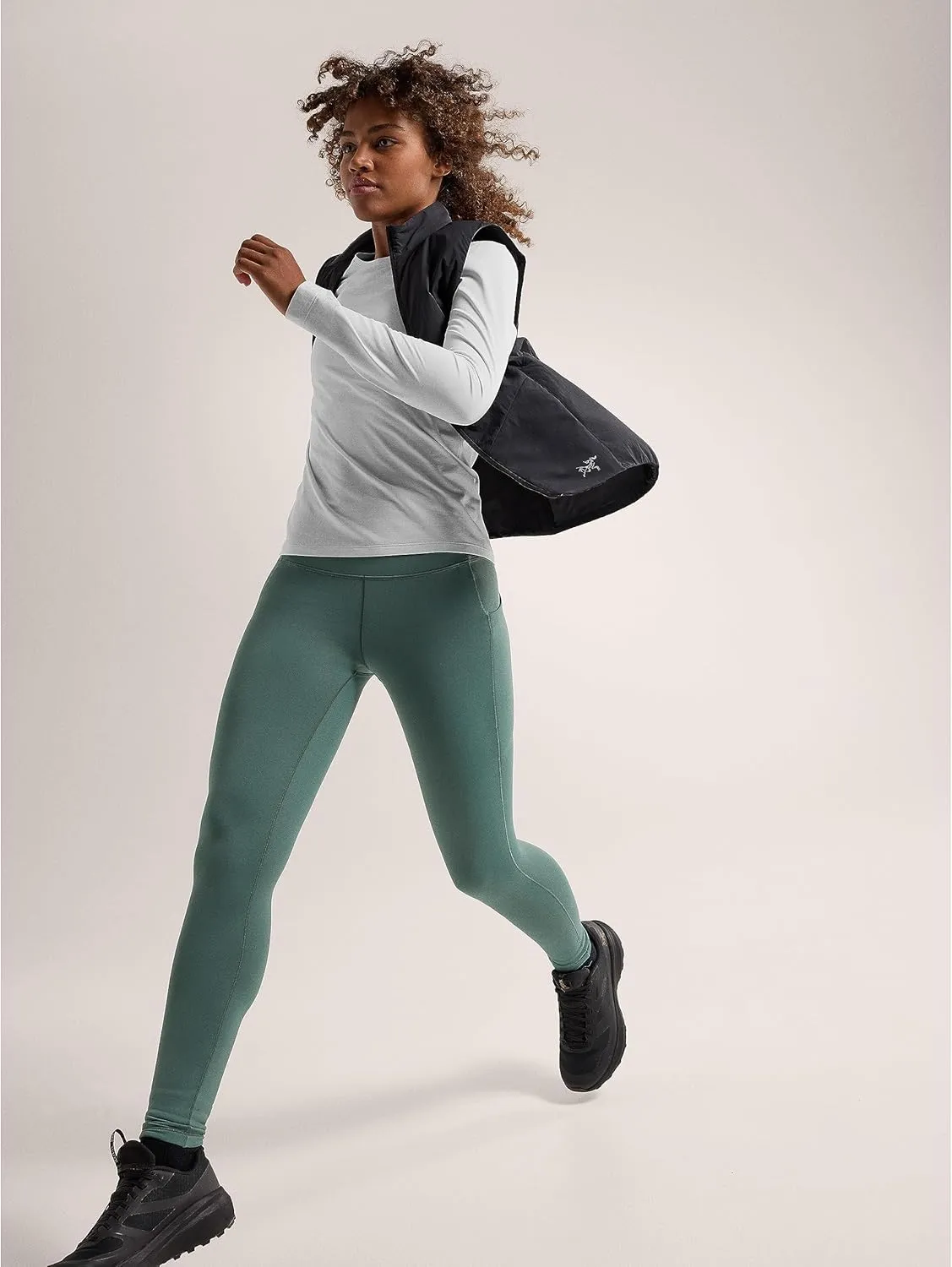 Arc'teryx Essent Warm High-Rise Legging 26 Women's | Our Warmest Essent Legging