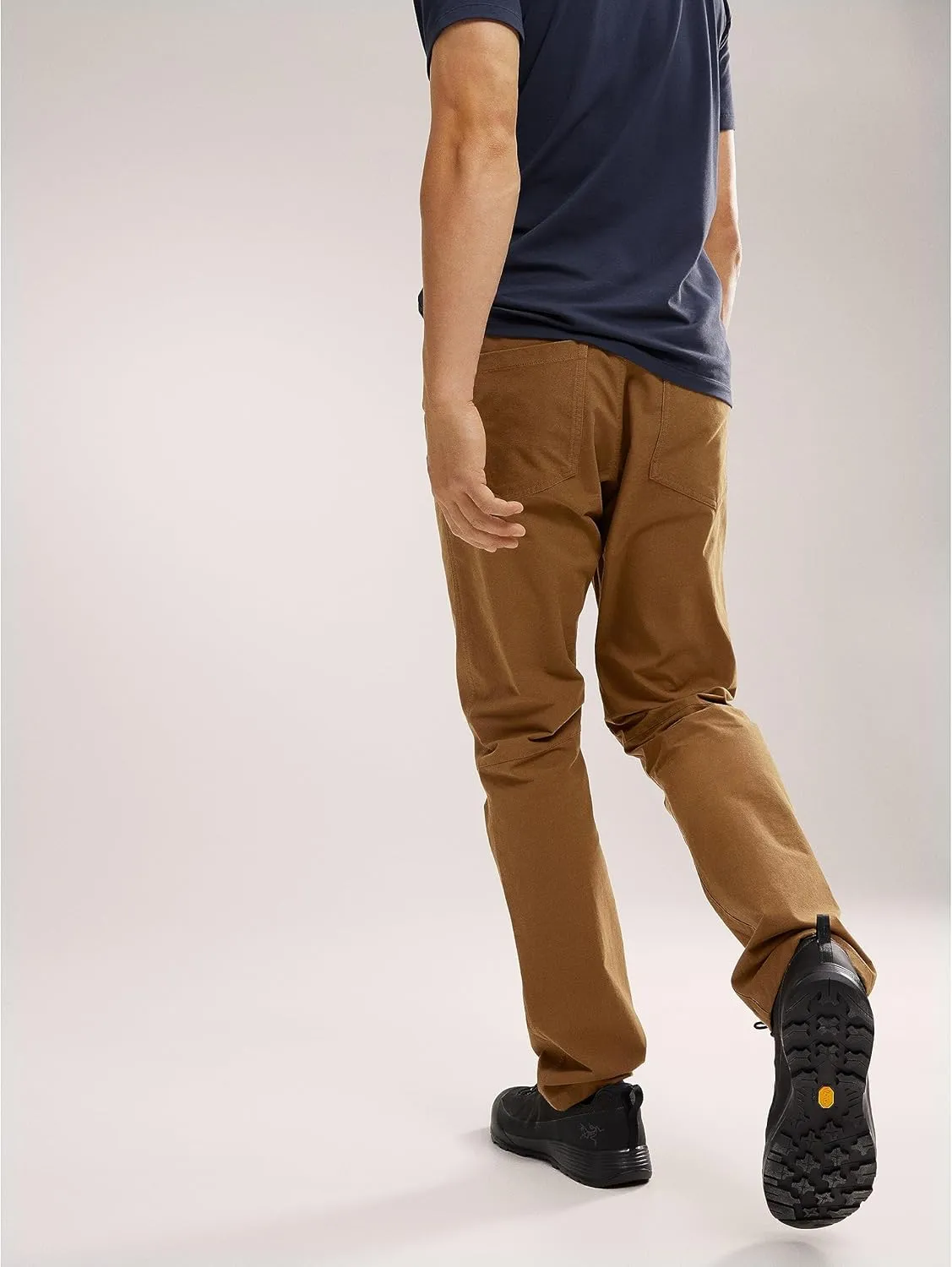 Arc'teryx Levon Pant Men's | Stretch Cotton Blend Pant for Everyday Wear