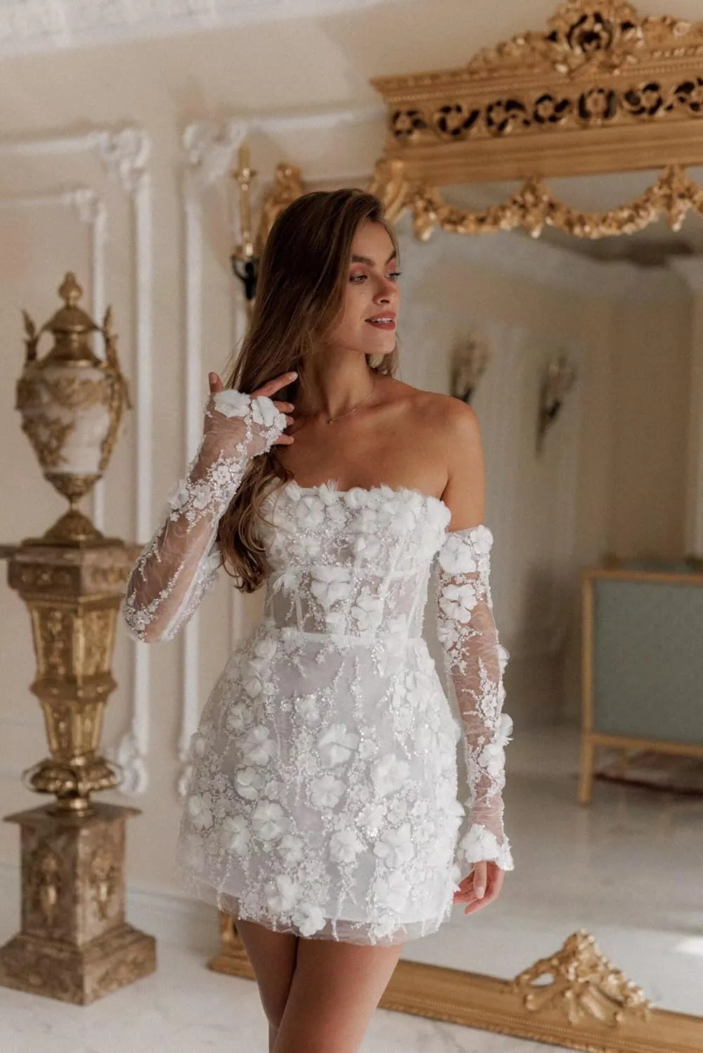Basgute Short Wedding Dresses for Bride Beach Lace Applique Tulle Strapless Boho Corset Mini Bridal Dress