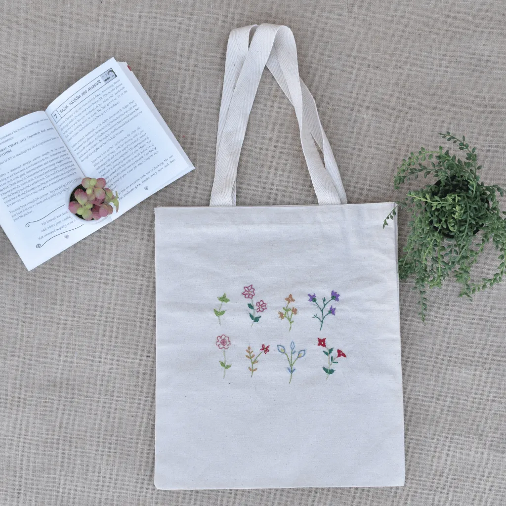 Canvas tote bag with small flower embroidery