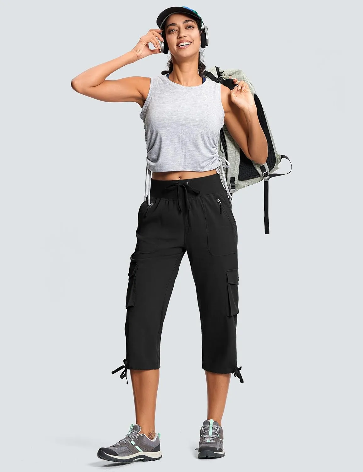 Capri Pants for Women Breathable UPF 50  Womens Cargo Capris for Summer with 8 Pockets for Hiking Travel Casual