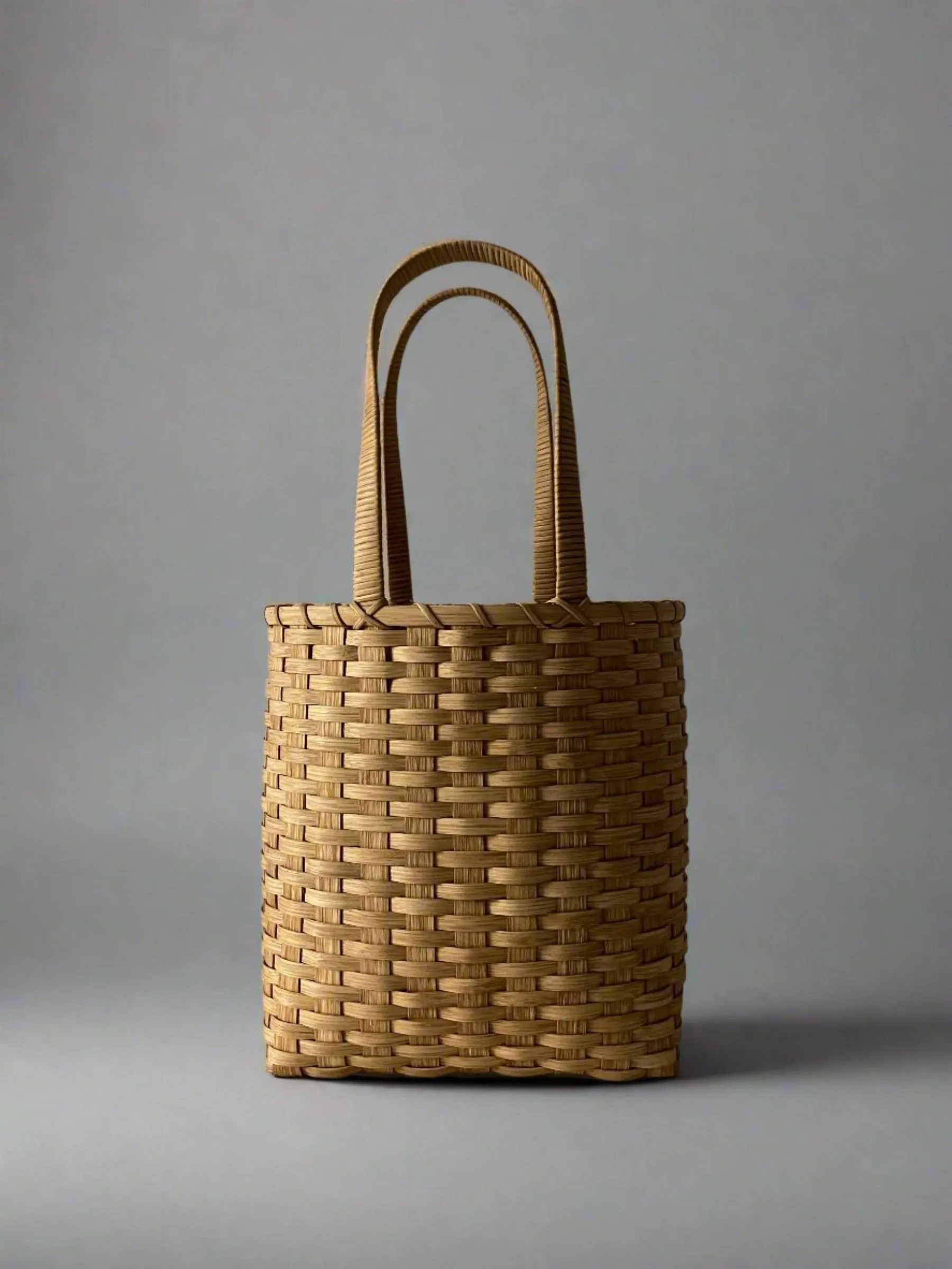 Carol Shoulder Basket