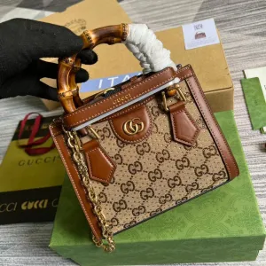 Charm - GG Bags - 1359