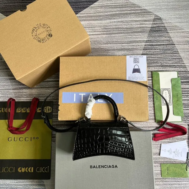 Charm - GG Bags - 1411