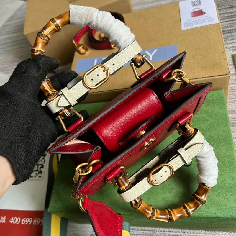 Charm - GG Bags - 867