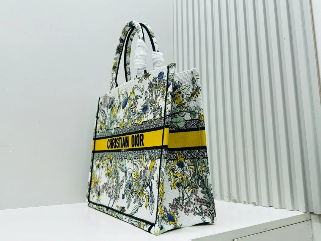 D Book Tote