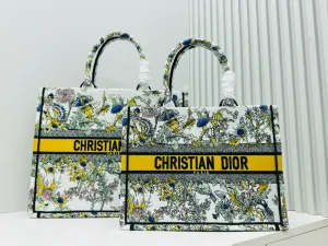 D Book Tote