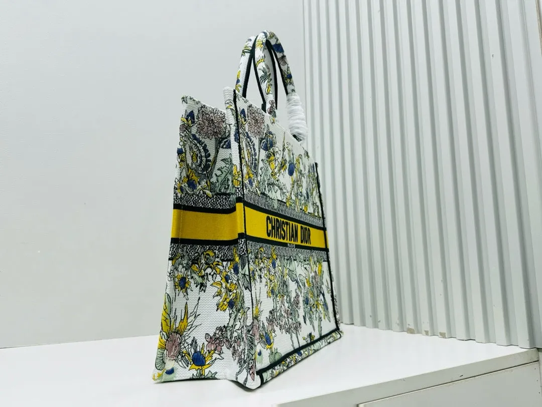D Book Tote