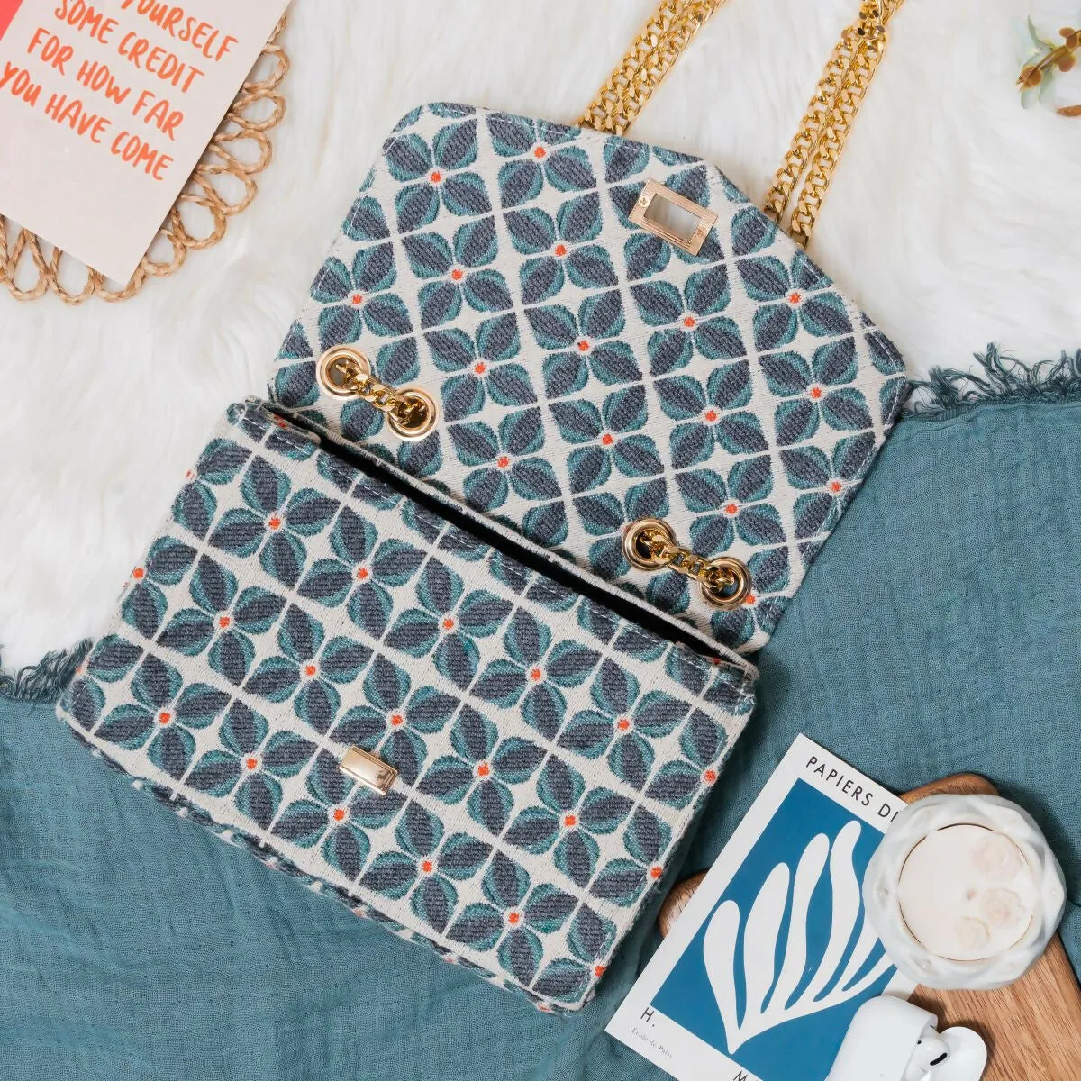 Flower Fusion Go Social Sling