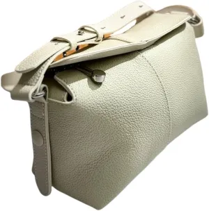 Genuine Leather Shoulder Bag – Timeless Elegance Everyday Functionality