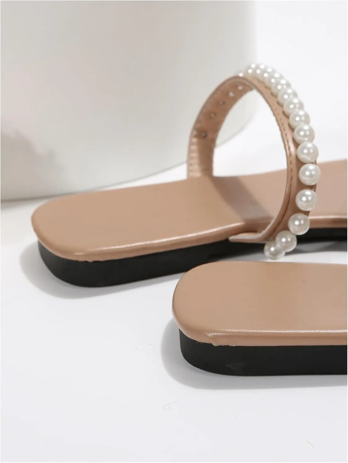 GORGLITTER Women's Pearl Strappy Flat Sandals Slip On Open Toe Wedding Slide Sandals with Pearls