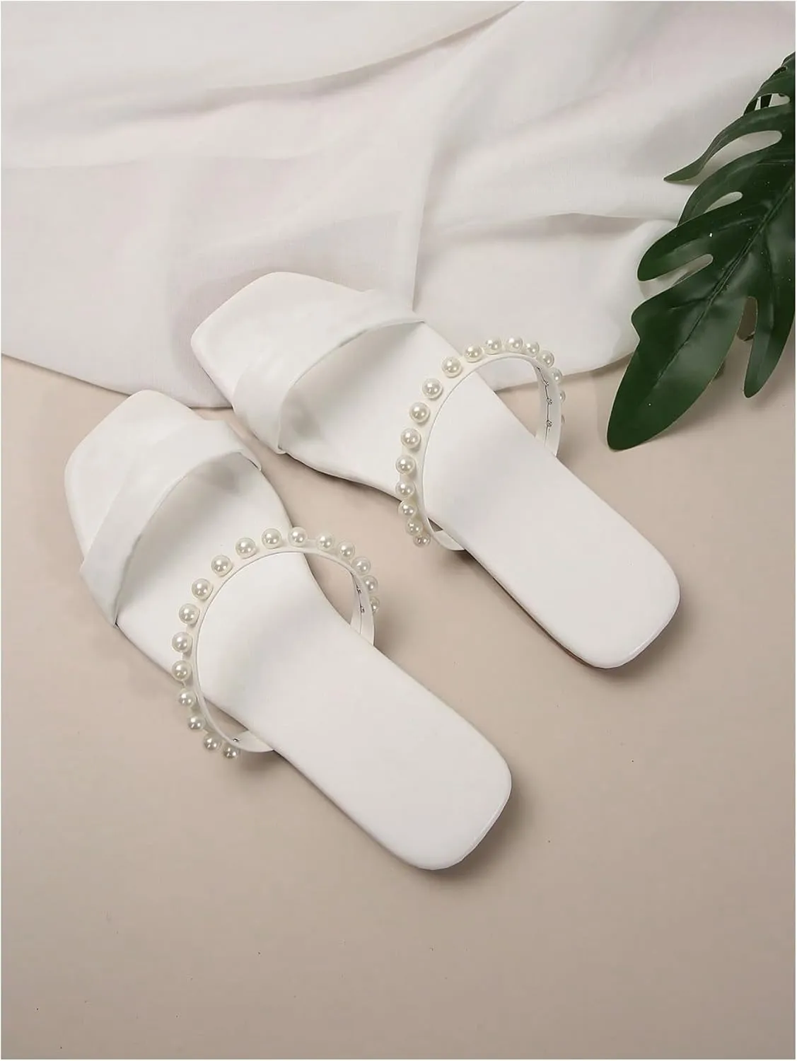 GORGLITTER Women's Pearl Strappy Flat Sandals Slip On Open Toe Wedding Slide Sandals with Pearls