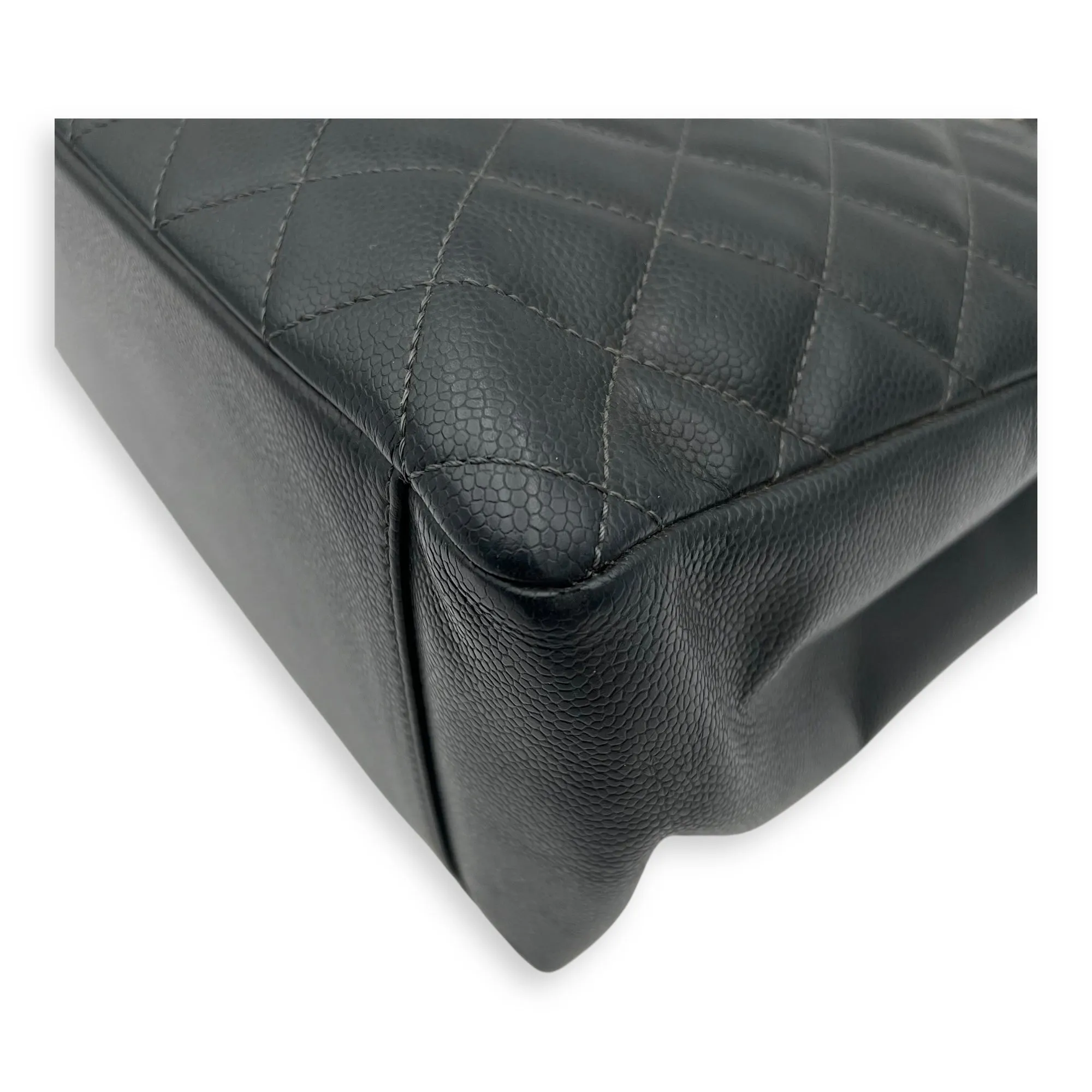 GST Grand Grey Tote Bag in Caviar Leather, Silver hardware