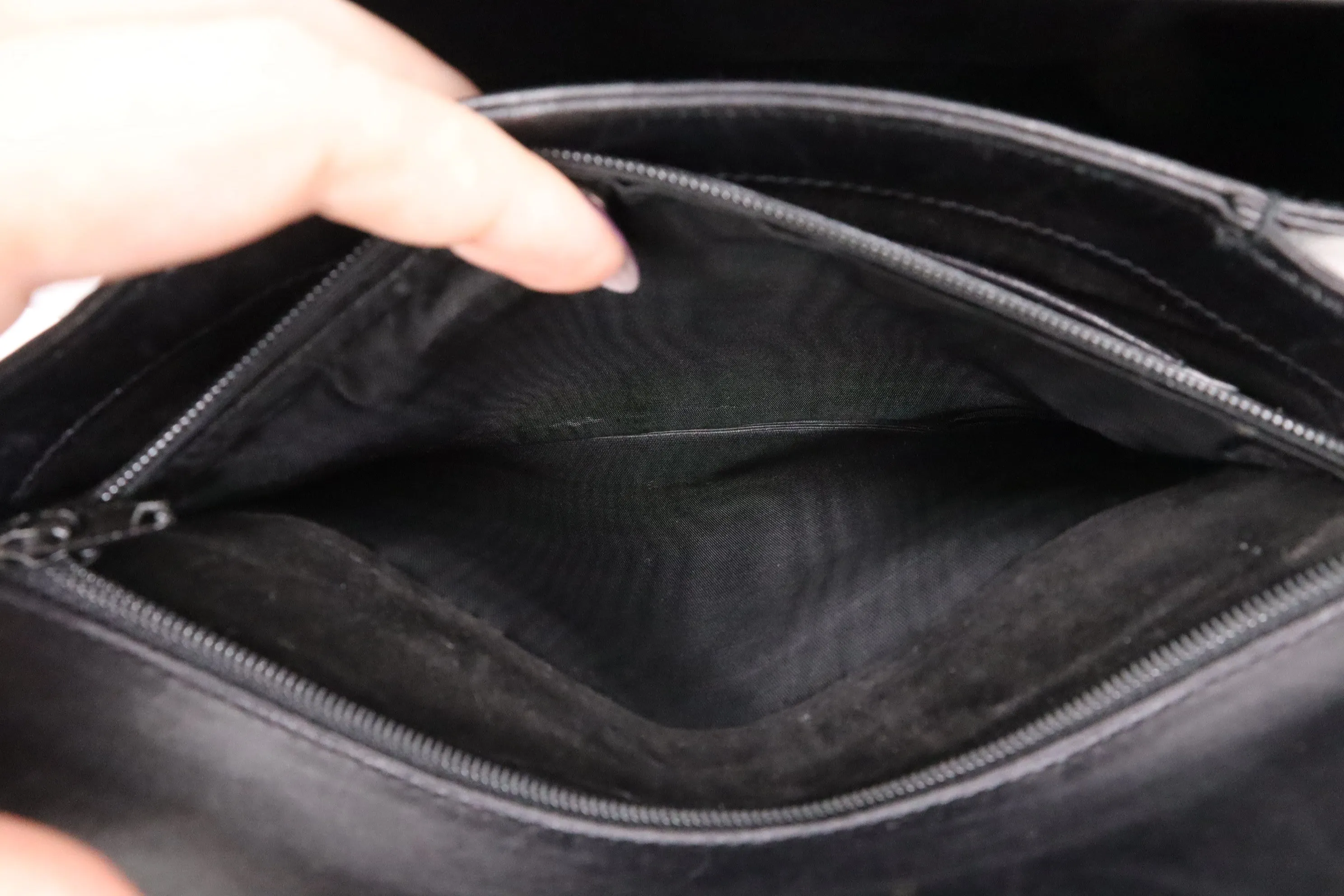 Gucci Handbag in Black Leather