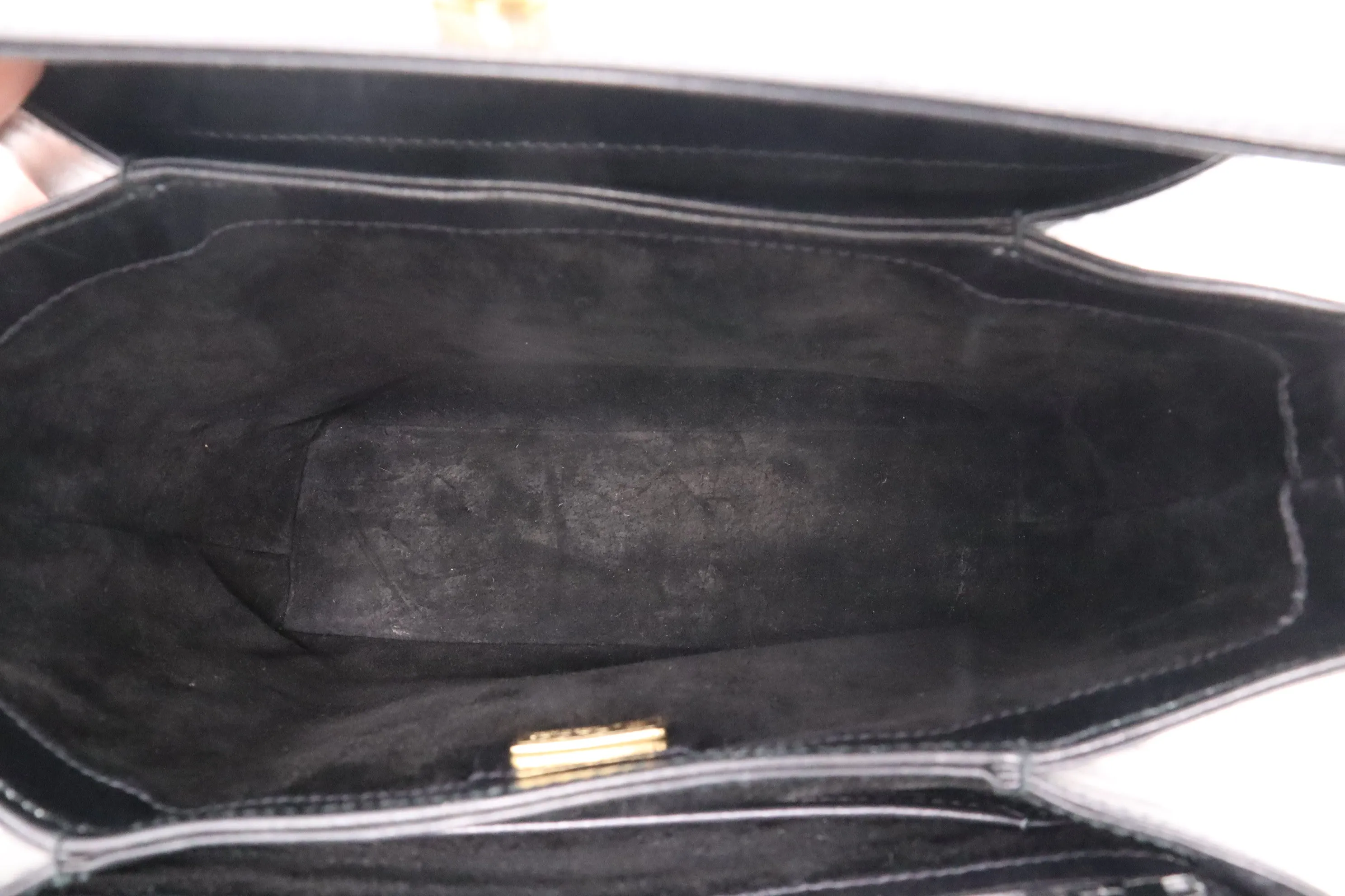 Gucci Handbag in Black Leather