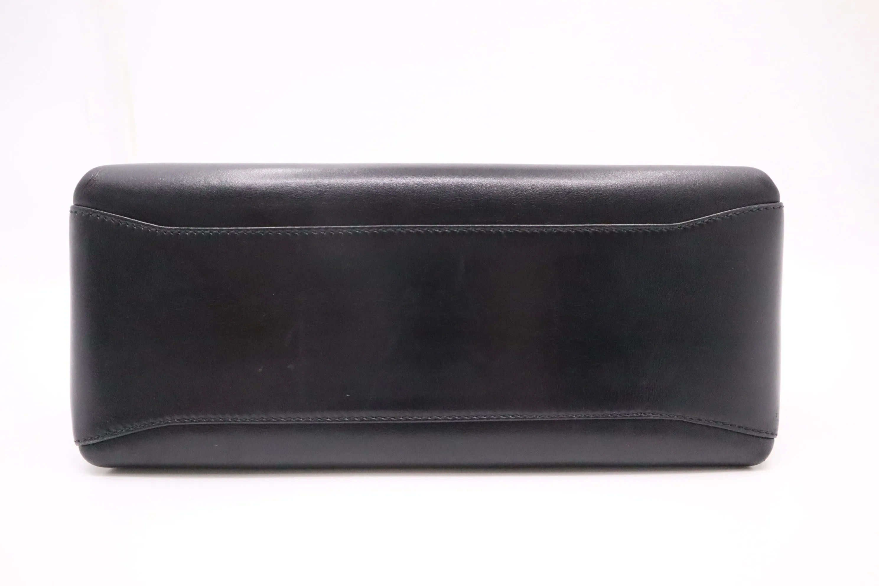 Gucci Handbag in Black Leather