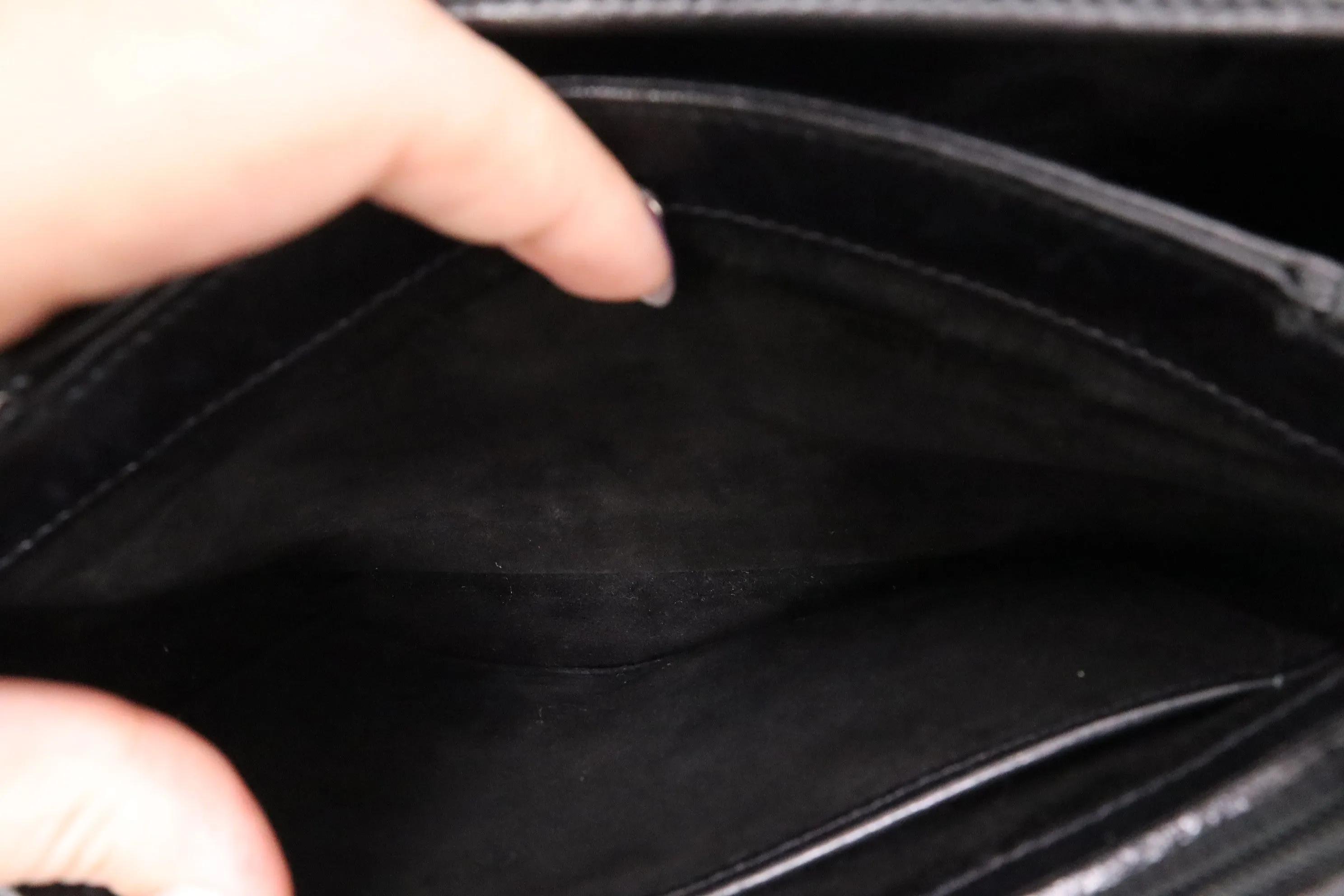 Gucci Handbag in Black Leather