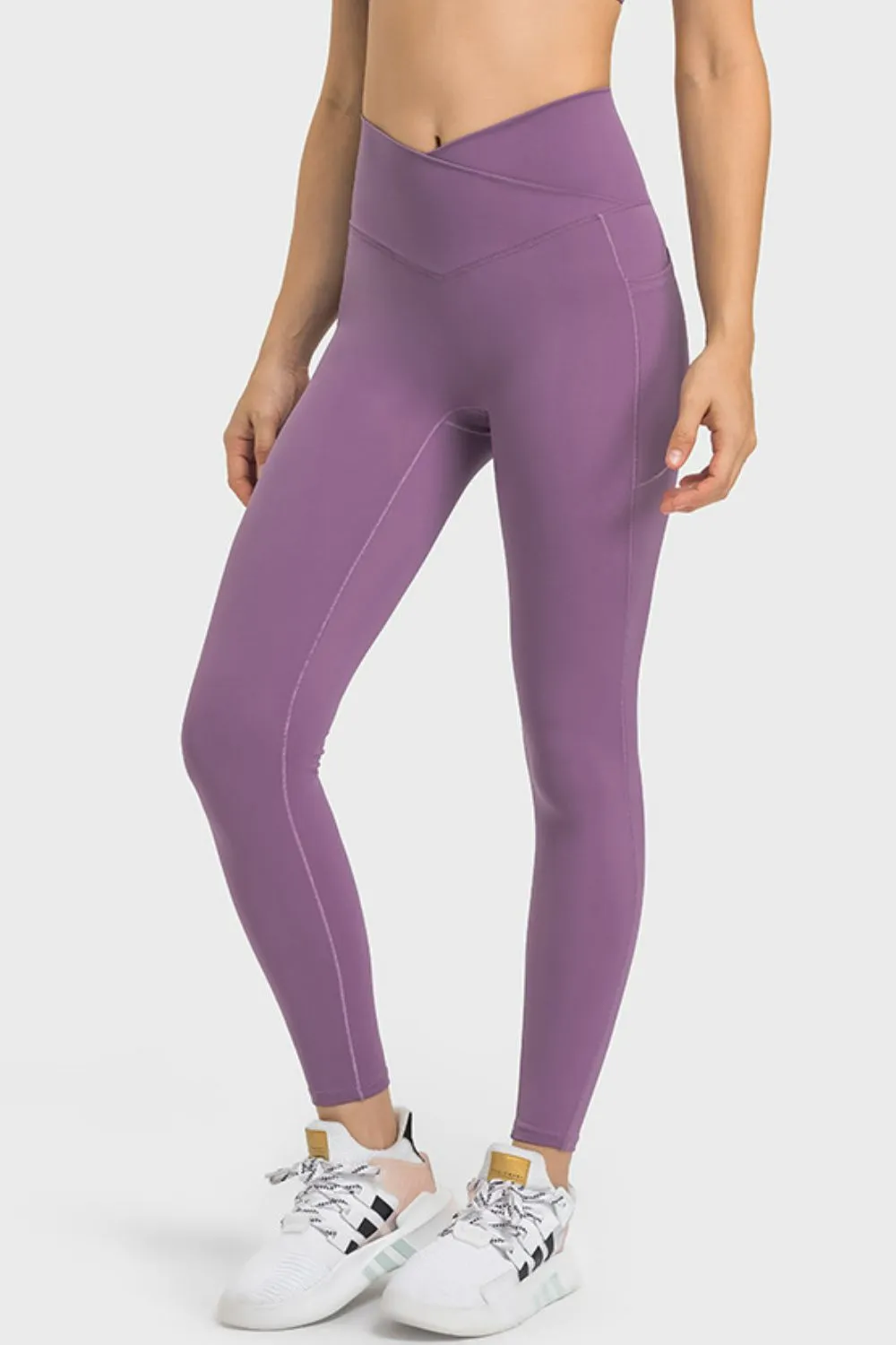 HIGH-WAISTED LEGGINGS WITH POCKETS