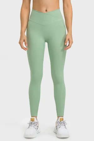 HIGH-WAISTED LEGGINGS WITH POCKETS