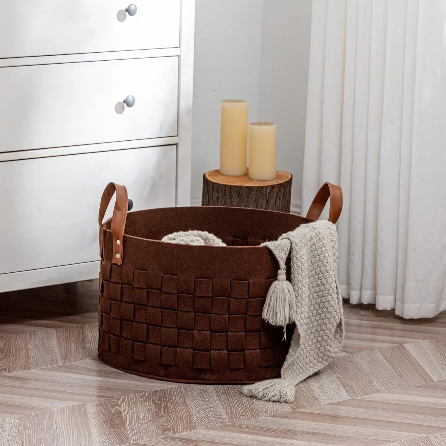 Laundry Basket 20 " x20 x11.8 , Large Felt Fabric Blanket Basket with Leather Handle, Dirt Clothes Laundry Hamper Round for Babies, Dogs and Living Room-Brown