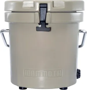 Mammoth Live Bait Bucket, Insulated Bait Bucket with 10 Quart Capacity, Great for Daily Trips and Fishing Tournaments