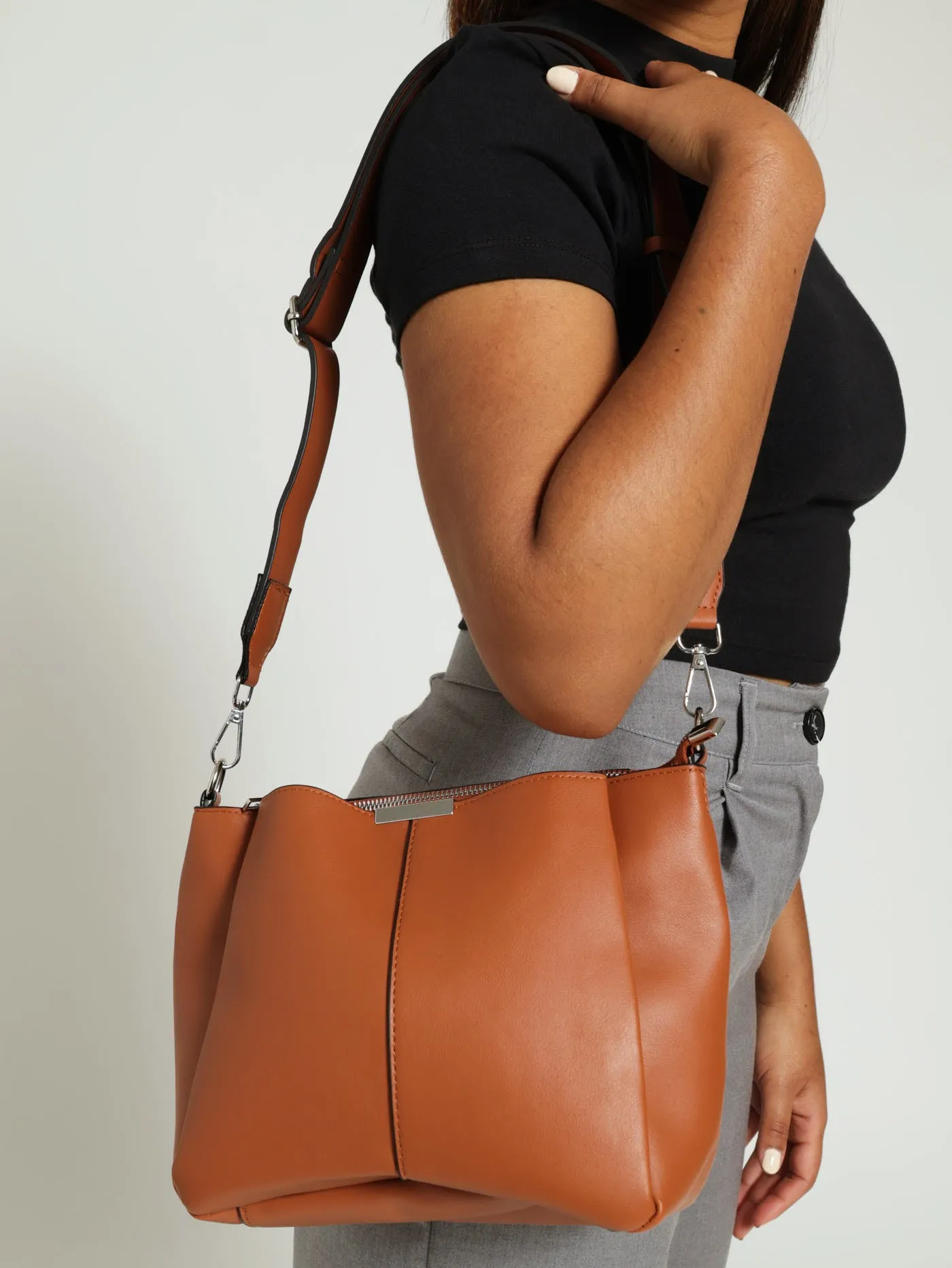 Multi Comp Crossbody Bag - Tan