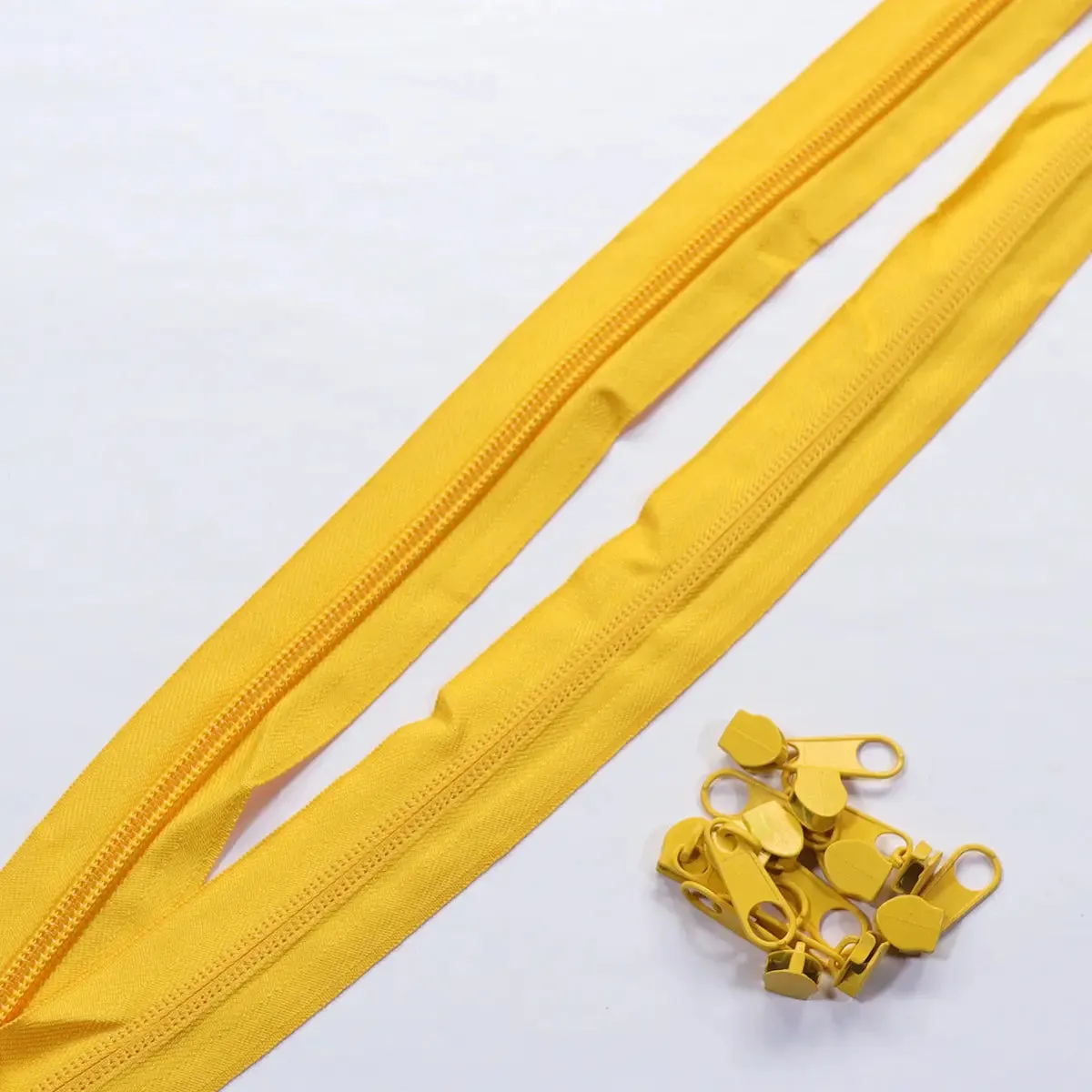 Nylon Coil No. 5 Zipper Sets - Bright Colors.