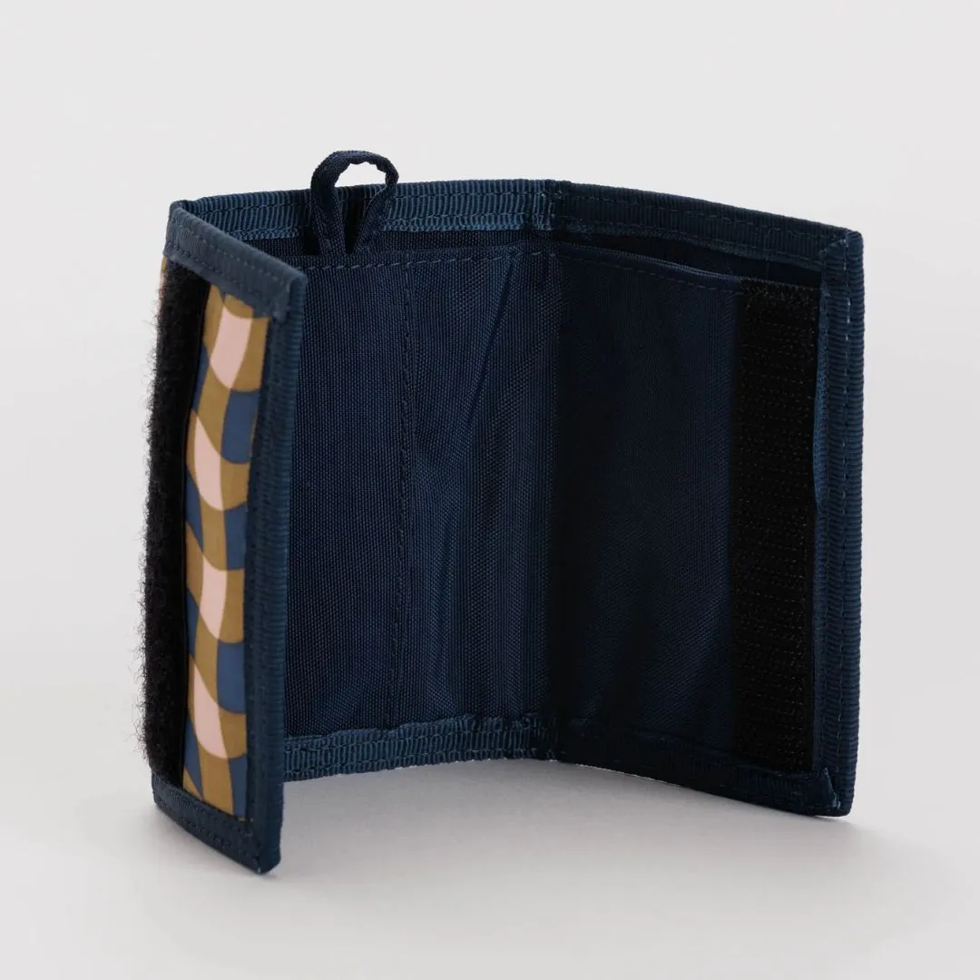 Nylon Wallet (Wavy Gingham Peach)