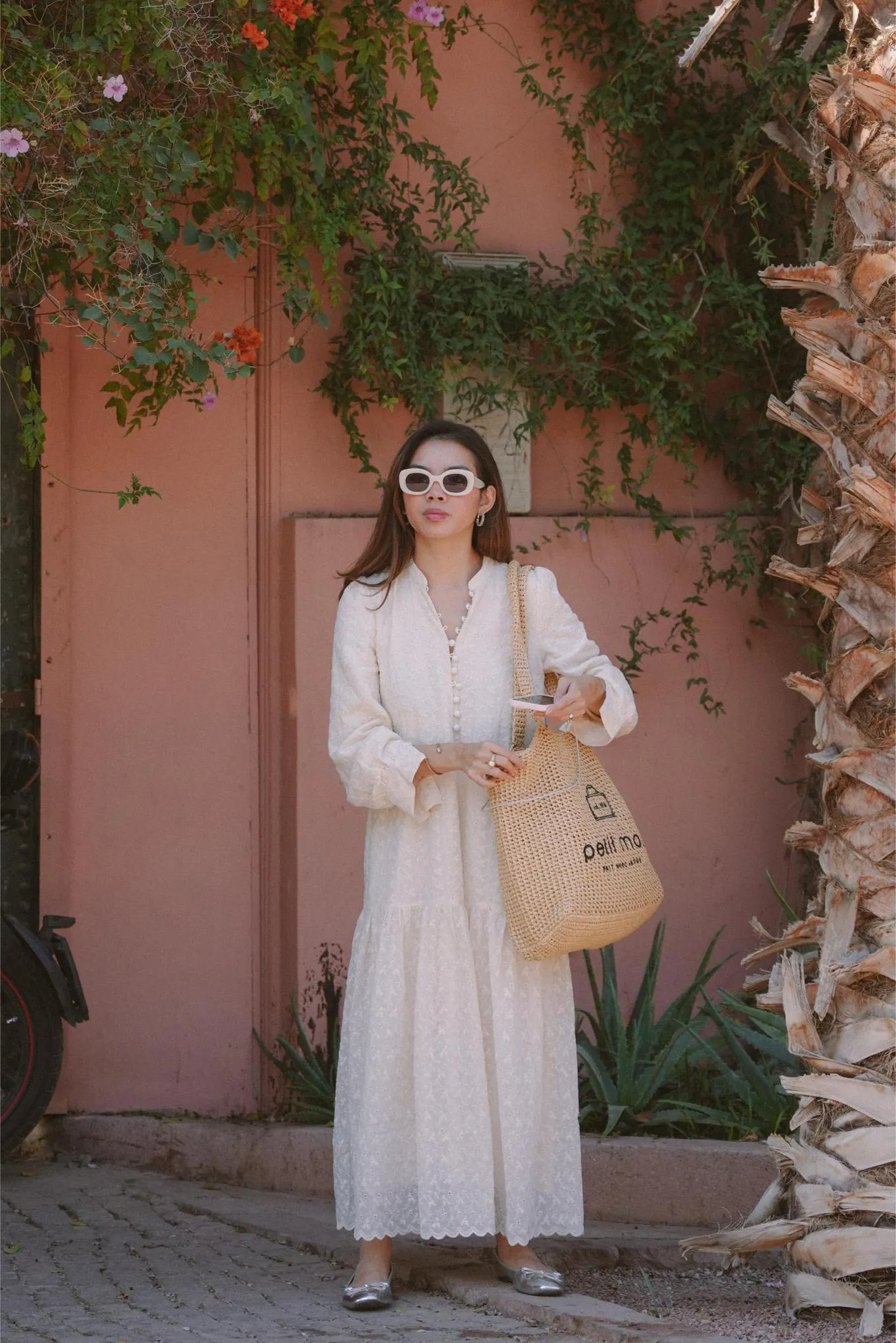 PETIT MOI WOVEN TOTE BAG