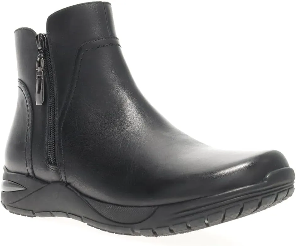 Propét Women's Delphi Leather Scotchgard Treated Bootie
