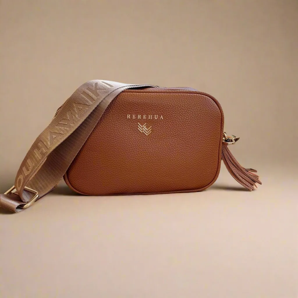 Rerehua Crossbody Peke - Rerehua Boutique