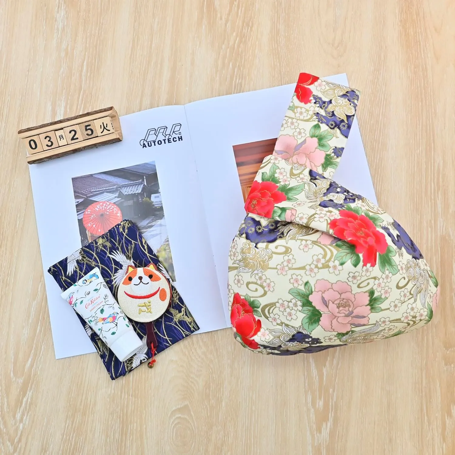 Stylish Cotton Japanese Pattern Wrist Bag Sleeve Knot Pouch Portable Canvas Tote Purse for Female, Women
