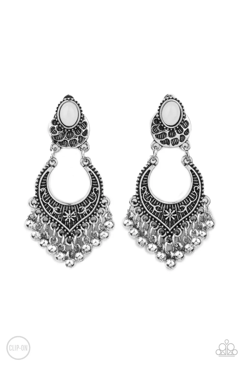 Summery Gardens - White Paparazzi Accessories