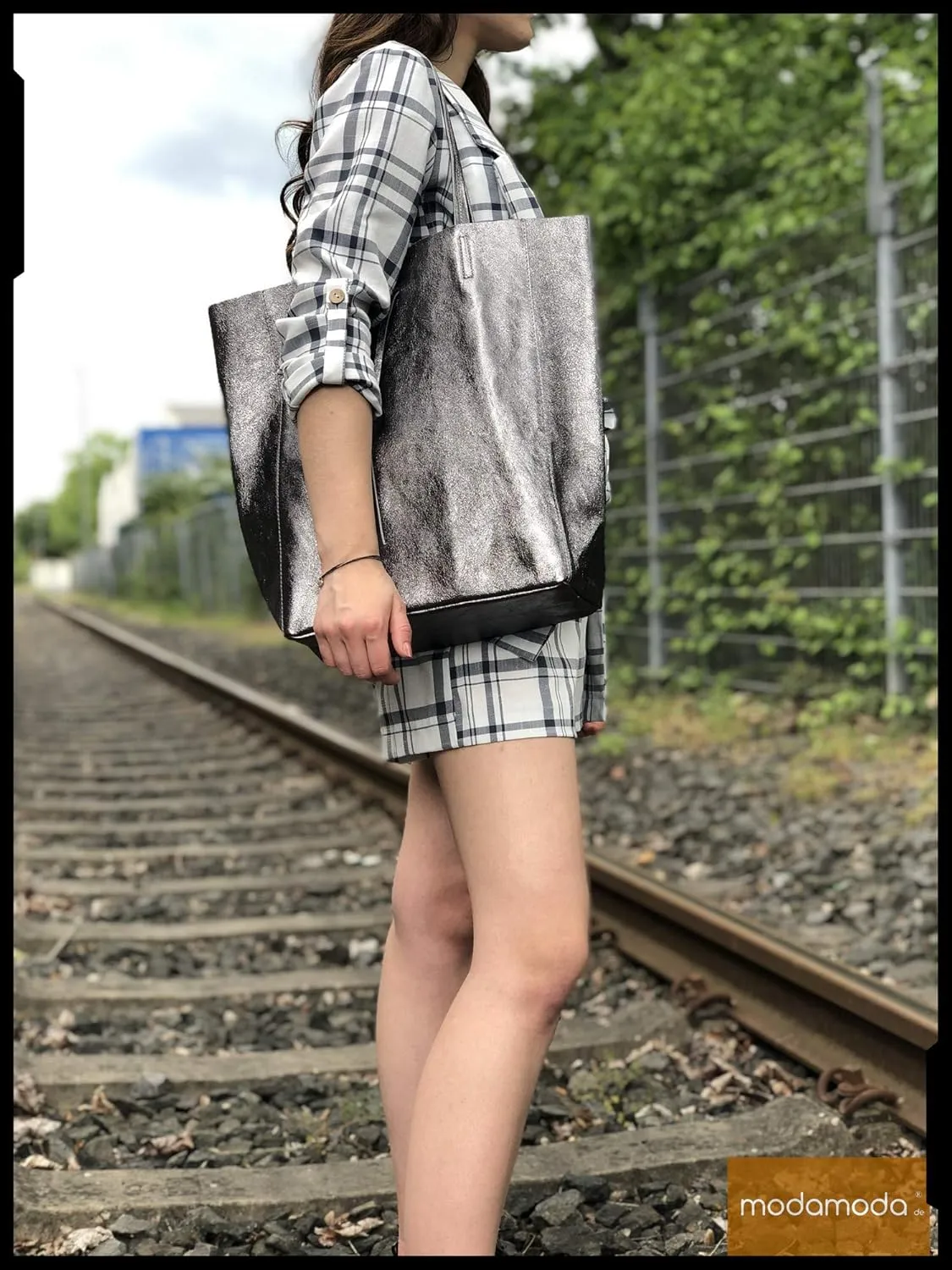 T163 - Ital. Large shopper bag with leather inner pocket