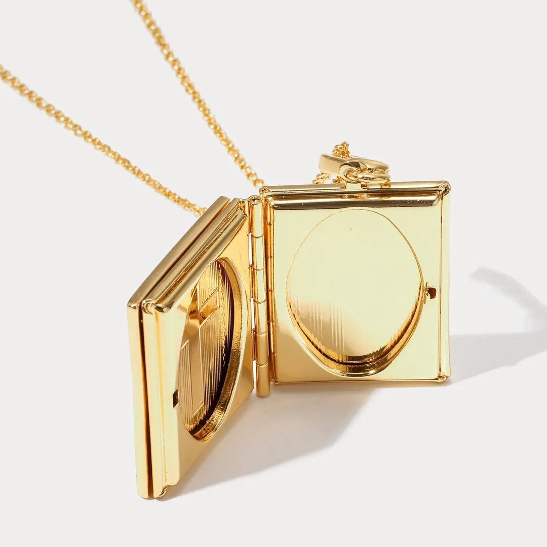 Tarot Locket Pendant - Knight of Swords