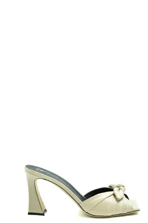 Vanilla Leather Pumps