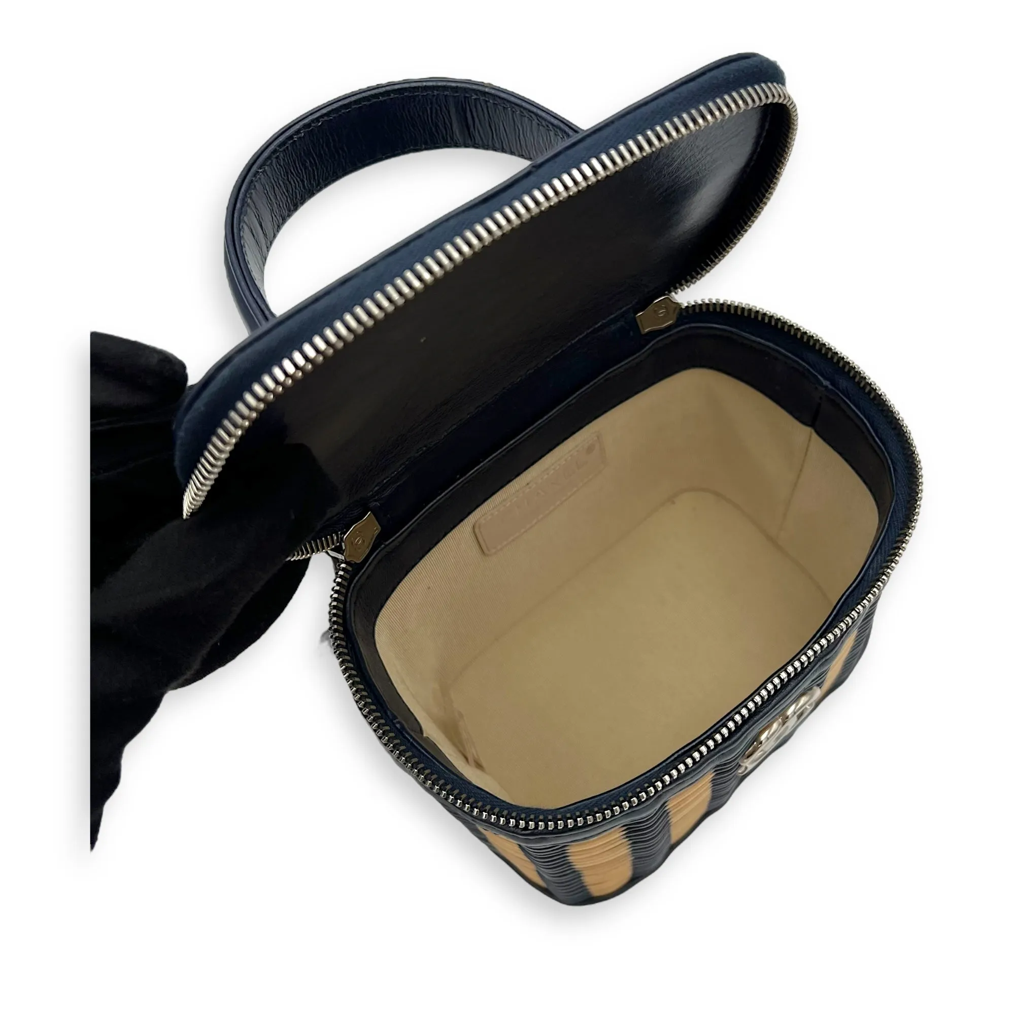 Vanity Crossbody Bag Blue in Rattan, Gold hardware