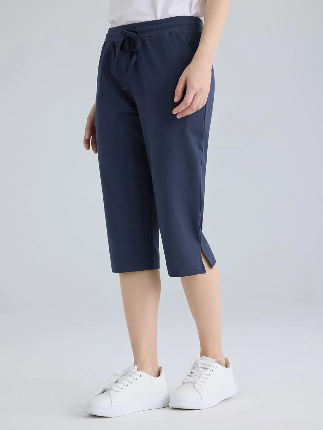 Weintee Women's Petite Cotton Capris with Pockets